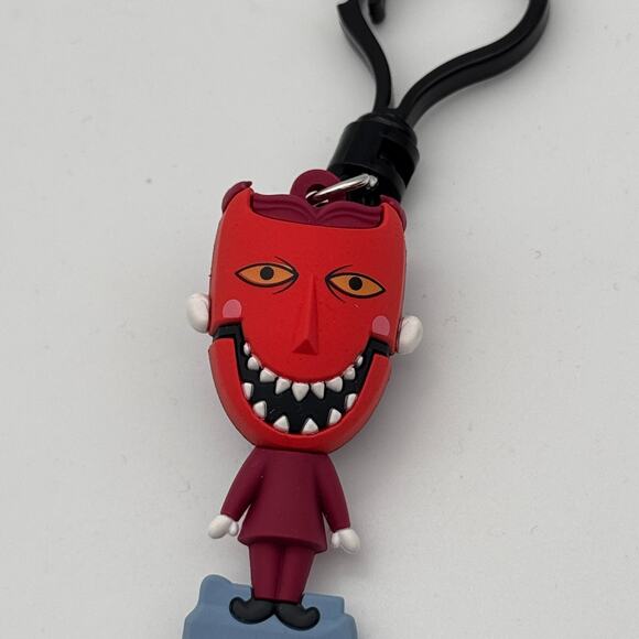 Nightmare Before Christmas Keychain Lock Devil Mask Bag Clip On Villain Disney - Picture 2 of 7